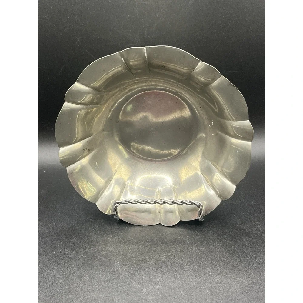 Genuine Pewter Bowl w/ Scalloped Edge 5.75
